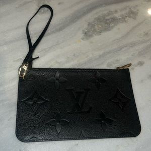 Louis Vuitton Neverfull Pouch in Empreinte Leather